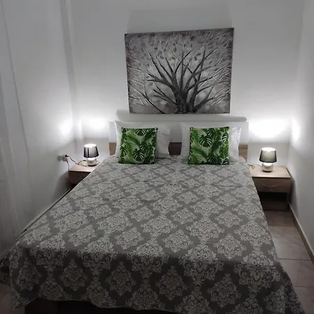 Feriehus Secret Garden House Kavala
